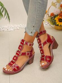 Red Crocodile Pattern
