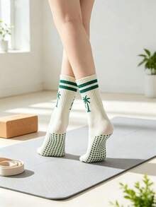 1/4/6 Pairs Women's Sweet Fruit Pattern Printed Non-Slip Mid-Calf Yoga Socks, Indoor Fitness, Pilates, Dance Floor Socks - Multicolor - View 4