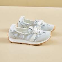 1 Pair Women's Colorful Patchwork Multi-Functional Sports Casual White Sneakers, Round Toe Outdoor Lace-Up Spring Autumn Canvas Panel Shoes - Beige - View 3