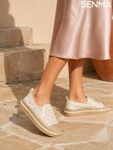 SENMA 3D Rose Mesh Slip-On Women's Shoes With V-Shaped Elastic Opening, Back Strap And PVC Soft Sole, Suitable For Daily Casual Wear - Pink Roses - View 2