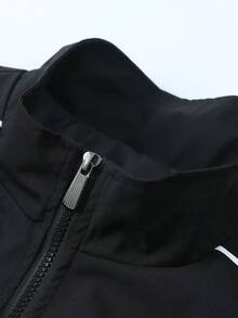 American Retro Sports Jacket With Curved Line Decoration, Stand Collar Zipper Front, Contrast Stitching And Small Logo, Ribbed Cuffs, Long Sleeve Casual Loose Streetwear Jacket For Men - Black - View 9