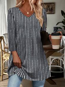 Plus Size Fashion Autumn Women's Black & White Striped Print V-Neck 3/4 Sleeve Knit T-Shirt, Medium Stretch - Black and White - View 5