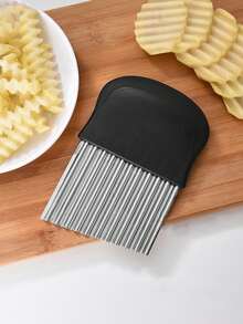 1pc Stainless Steel Multifunctional Wolf Tooth Potato Wavy Knife, Potato Slicing Wavy Blade French Fries Cutter Tool - Silver - View 4