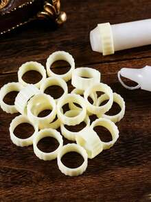 5/1pc Silicone Candle Holder With Non-Slip Base, Anti-Drip Guard Ring, Candle Base Ring, Candle Protection Ring, Stabilizer Ring, Anti-Wax Splash, Flexible Desktop Stabilizer Ring, Suitable For Long Candles, Home, Christmas, Holiday Use - Multiple Styles - View 3