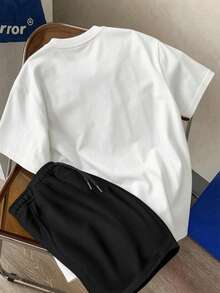 Conjunto de manga corta estampado para hombres con mangas cortas sueltas, suaves y ligeras, ropa casual de la ciudad de playa y entretenimiento diario de varios tamaños - Blanco y Negro - Ver 2