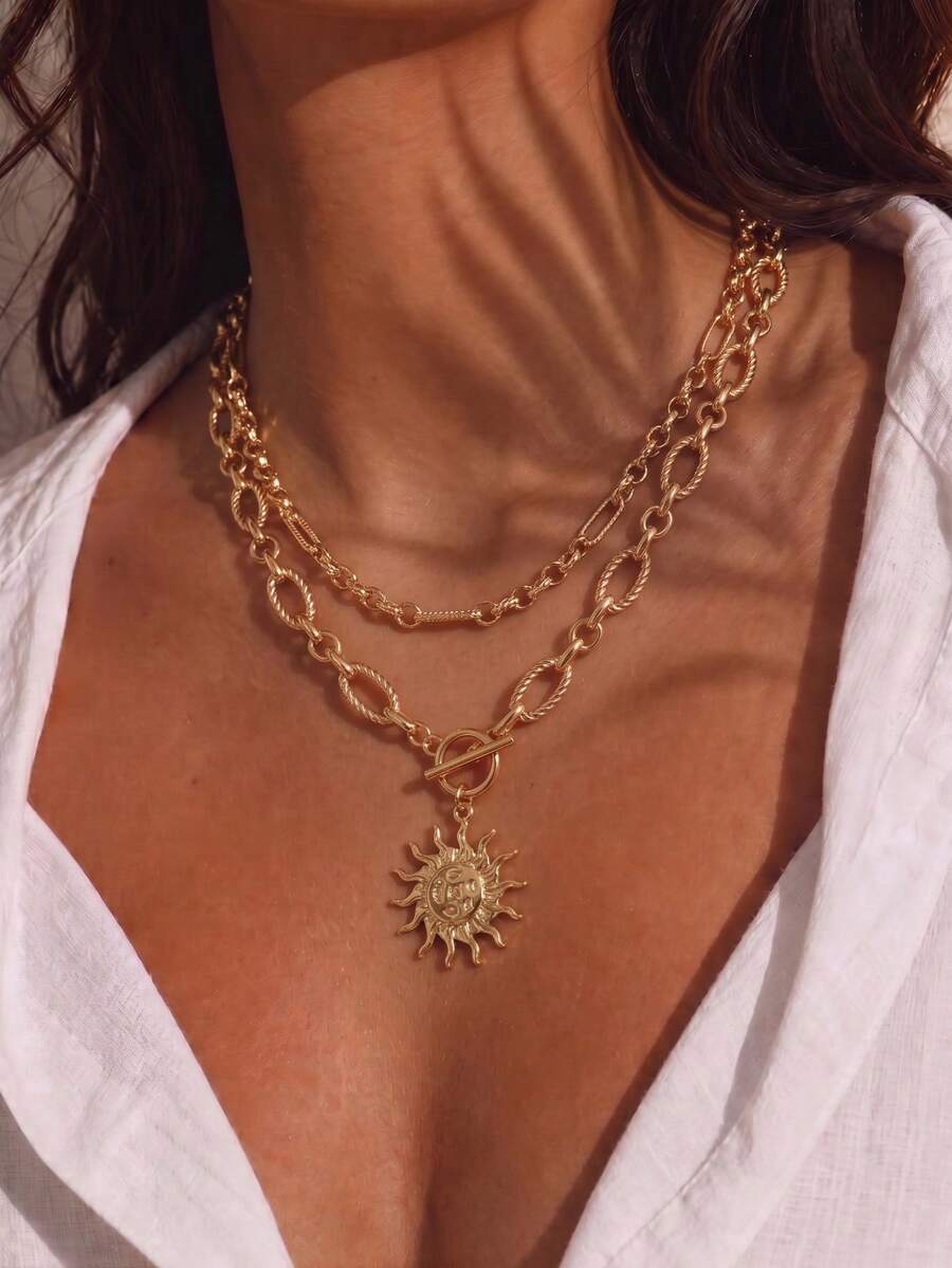 2pcs Vintage Exquisite Sun Pendant OT Clasp Chain Gold Layered Necklace Set, Versatile Neck Jewelry For Women, Suitable For Daily Wear, Dates And Parties - Gold - View 1