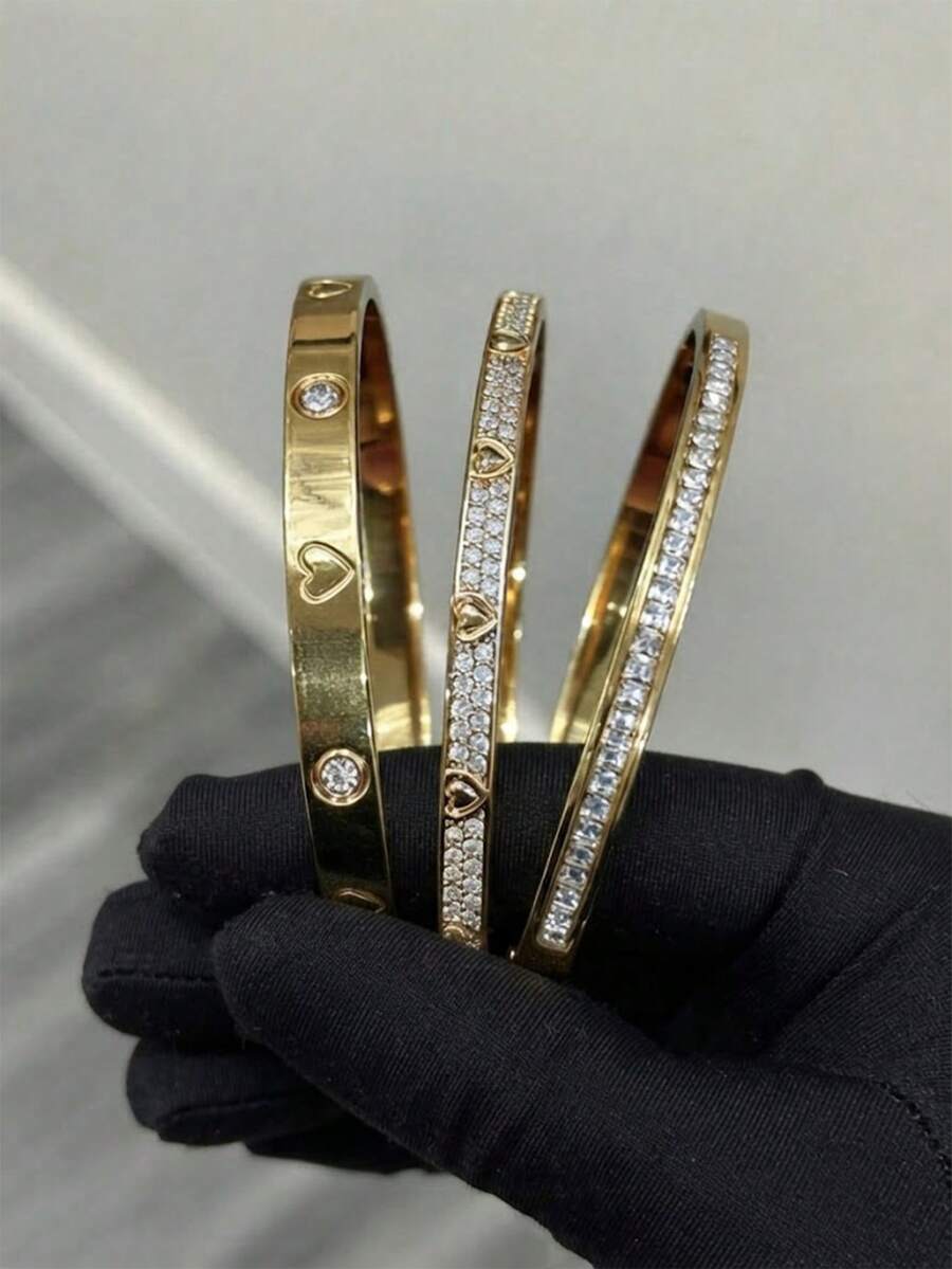 1/3件裝時尚優雅可愛18K鍍金不鏽鋼心形苜蓿環扣手鍊,搭配16K鍍金銅星形心形苜蓿圓形手鍊套組,適合女性日常配戴、週年禮物、婚禮、生日禮物,女友與母親的完美選擇 - 金色 - 查看 1