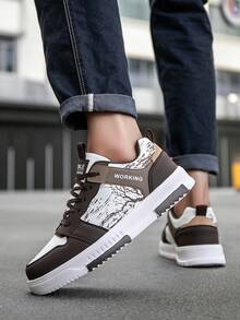 Zapatillas casuales planas con cordones y bloques de color para hombres, zapatos planos de pareja cómodos con estampado de impresión aleatoria y versátil para la calle - blanco marrón - Ver 9