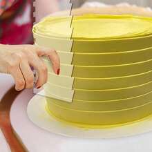 6-Piece Clear Acrylic Cake Scraper Set, Multi-Shape Cream Combs For Cake Frosting Decoration - View 4
