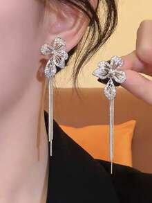 Floral Tassel Earrings For Women, Niche Luxury Fashion Elegant Versatile Stud Earrings - Silver - View 7