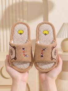1 Pair Capybara Kids Linen Slippers, Girls Summer Cartoon Non-Slip Soft Sole Indoor House Slippers For Boys And Toddlers - Brown - View 4