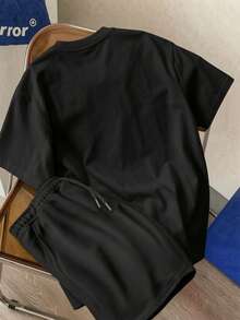 Conjunto de manga corta estampado para hombres con mangas cortas sueltas, suaves y ligeras, ropa casual de la ciudad de playa y entretenimiento diario de varios tamaños - Granate - Ver 2