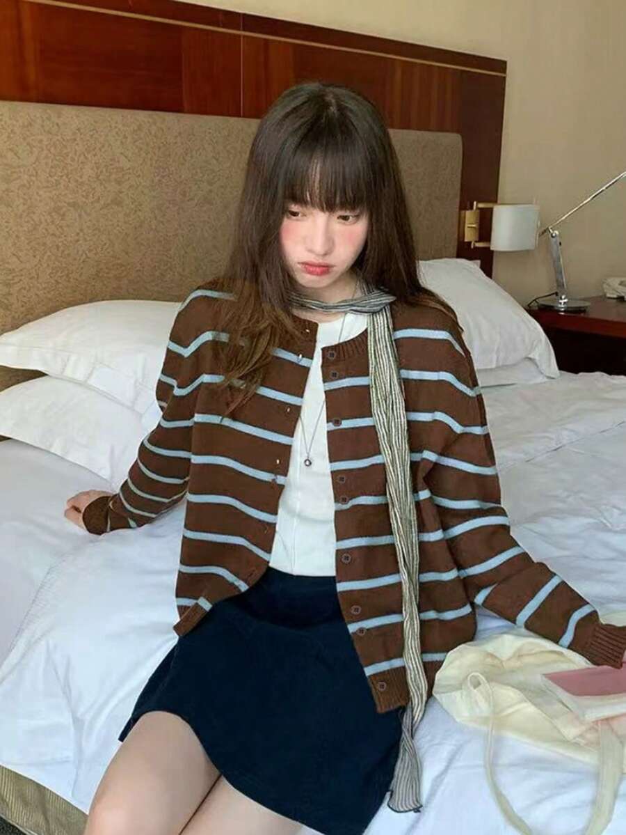 女款條紋對比色針織開襟衫 秋冬新款韓式簡約長袖百搭毛衣外套（隨機條紋）