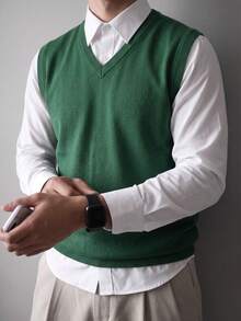 Men's V-Neck Knit Vest, Sleeveless Retro Collegiate Style Layering Sweater Vest - Green - View 3