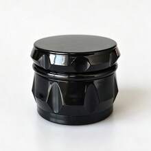 1PC Glossy Black Polygonal Faceted Grinder, 4-Layer Structure With Filter Screen And Toothed Blades, Efficient Crushing And Grinding Tool, Smoking Accessory - View 1