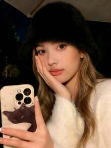 1pc Faux Rabbit Fur Adjustable Bucket Hat For Women, Face-Slimming, Warm, Versatile, Large Head Circumference, White, Plain, Plush, Autumn/Winter - Plush - View 4