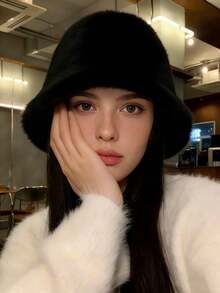 1pc Faux Rabbit Fur Adjustable Bucket Hat For Women, Face-Slimming, Warm, Versatile, Large Head Circumference, White, Plain, Plush, Autumn/Winter - Plush - View 3