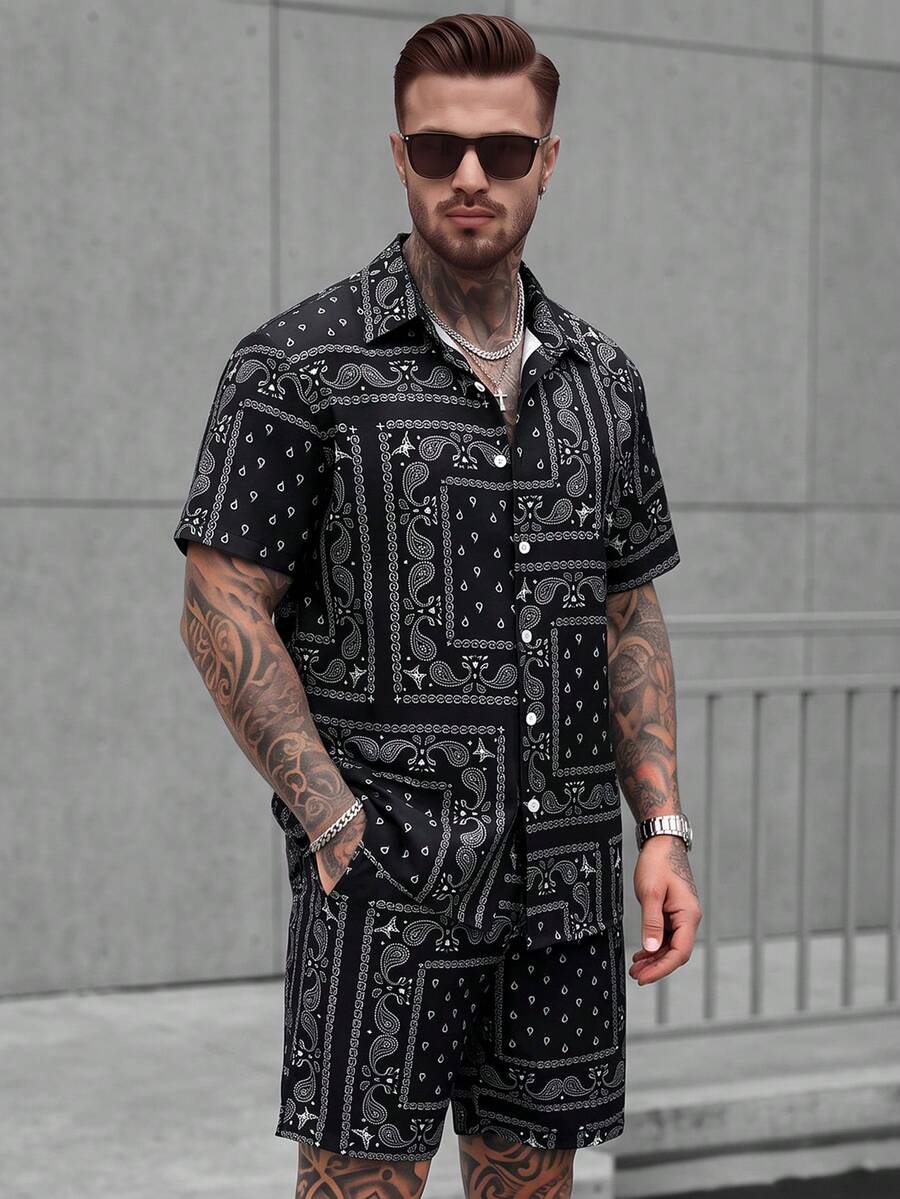 Men's Lightweight Paisley Print Short Sleeve Single-Breasted Shirt & Shorts Set With Elastic Drawstring And Pockets, West Coast Retro Cashew Flower Pattern Shirt + Bermuda Shorts 2-Piece Set, Suitable For Street Style, Daily Wear, Vacation Travel