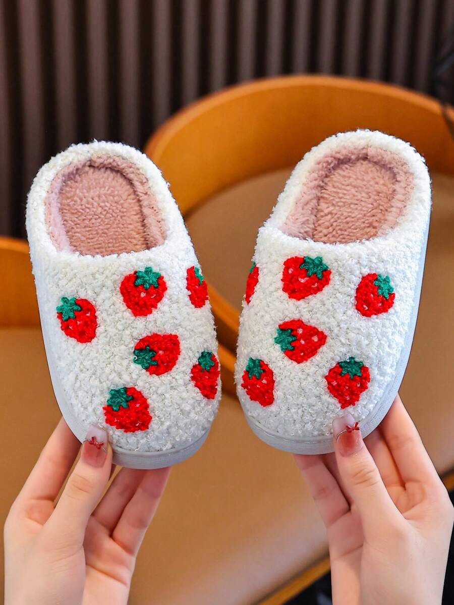 女童拖鞋 秋冬新款 家居與戶外穿著 刺繡設計 百搭時尚 軟底舒適