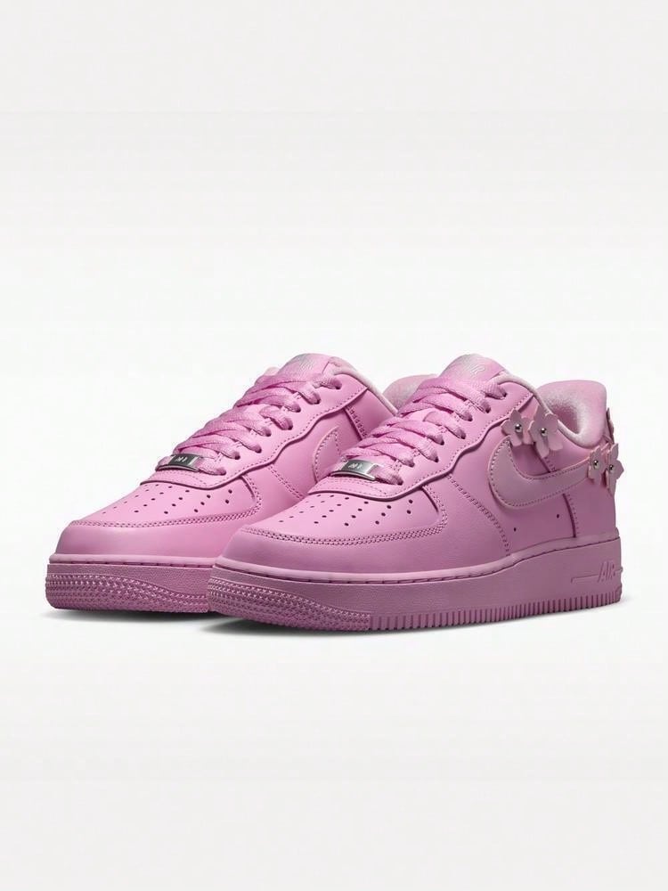 Sepatu Sneakers Wanita Nike Air Force 1 '07 "Florette" IR8637-600 - Baby Pink - View 1
