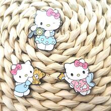 SANRIO 1件裝可愛卡通三麗鷗胸針，萬聖節與聖誕節金屬徽章，Hello Kitty胸針，甜美柔美貓咪合金包包配件針 - 彩色 - 查看 3
