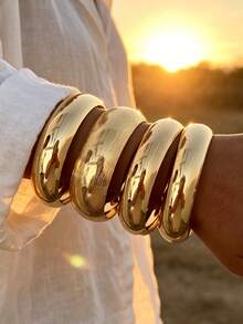 4pcs/3pcs Set Vintage Elegant Vacation Style Wide Plain Metal Iron Plate Bangle Bracelet Set Suitable For Women Daily, Party, Vacation And Multiple Occasions, Gift - Gold - View 2