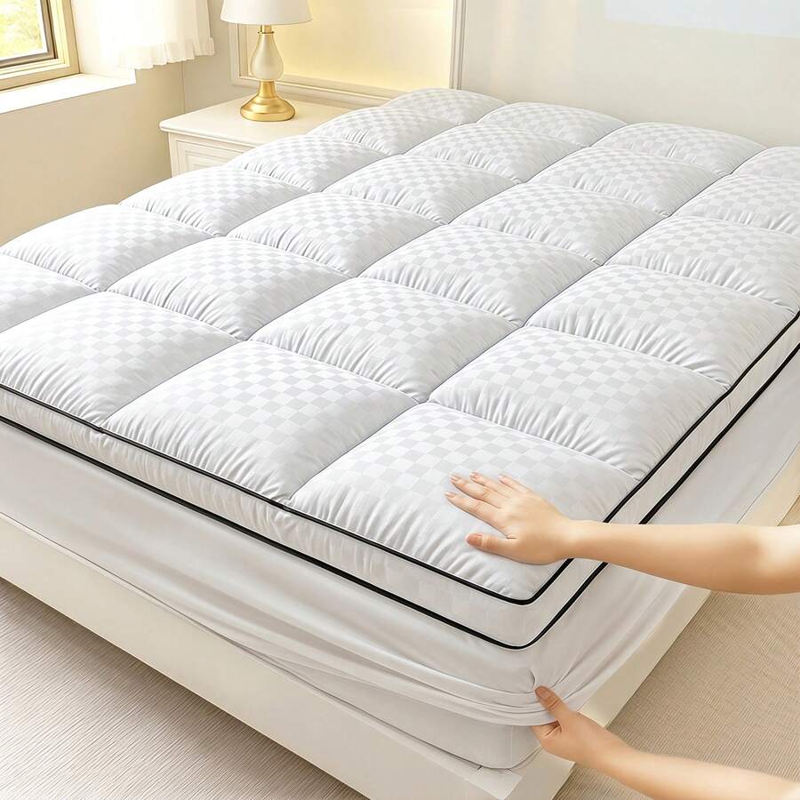 KTAbedding Thickened Mattress Pad, Soft Mattress Protector, Quilting Technology, Machine Washable, Strong And Wear-Resistant, Easy To Clean, Can Be Stretched Into 8-12 Inch Deep Pockets, Enhancing Bed Comfort - White - View 1