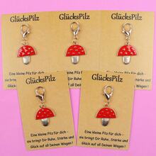 5pcs/10pcs Red Lucky Mushroom Enamel Lobster Clasp Keychain, German Blessing Paper Card, Good Luck Pocket Hug Memorial Gift - Multicolor - View 11