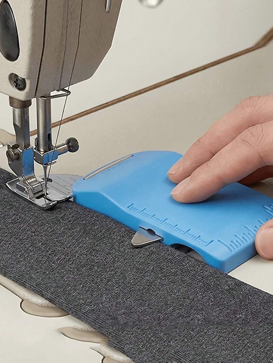 Plastic Magnetic Sewing Guide Ruler With Precise Scale, Suitable For Various Edge Guiding Tasks On Home And Industrial Sewing Machines, Flat Magnetic Edge Guide Ruler With Ribbed Binding, For Straight Stitch Positioning - Multicolor - View 1