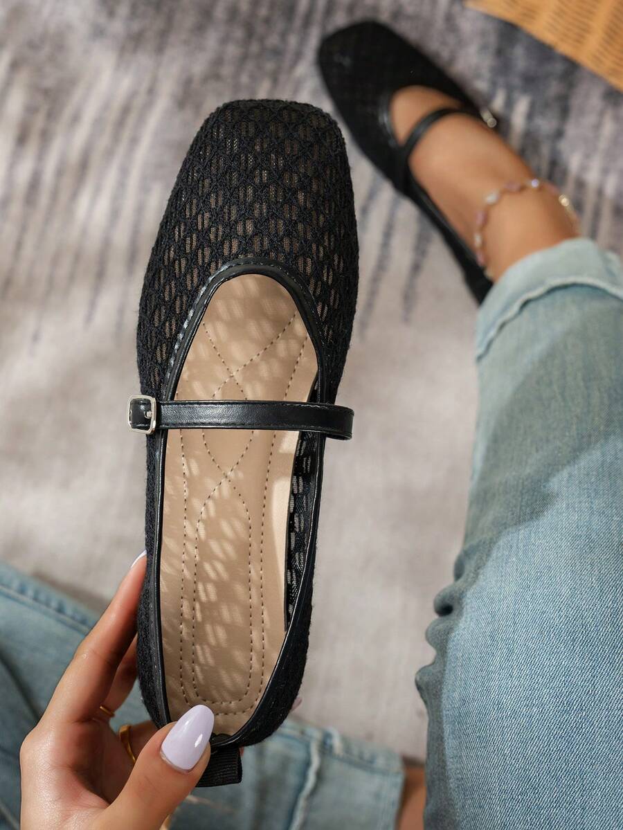 Women's Flat Square Toe Mary Jane Ballet Shoes With Diamond Hollow Mesh, Adjustable Metal Buckle, Low Vamp, Versatile For Daily Commute And Casual Wear - Black - View 1