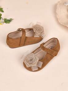 New Butterfly Children's Shoes, Anti-Slip Shoes, Fluffy Flower Princess Soft Sole Loafers - Khaki - View 5