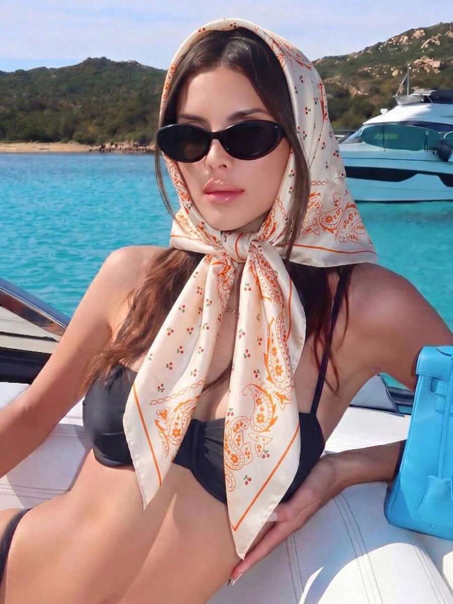 1PC Women's Fashion Summer Chain Leopard Print 90cm Square Scarf, Sun Protection, Versatile Headwrap Bandana For Daily Wear - Apricot - View 1