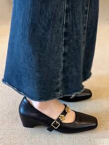 Comfortable Fashion Women's Pointed Toe Chunky Heel Pumps - Black - View 2