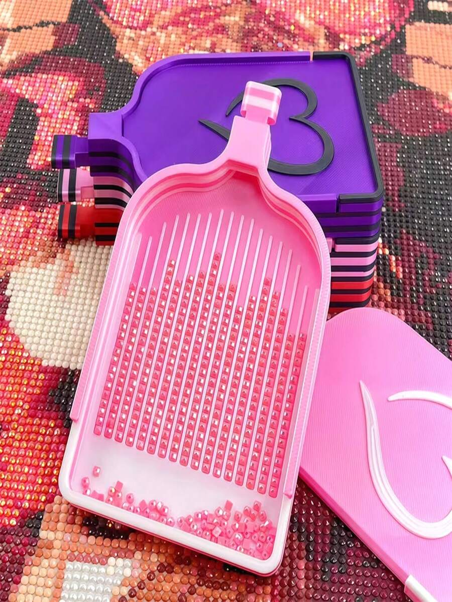 Diamond Painting Multi-Color Rhinestone Tray/Heart-Shaped Sandwich Tray. Multi-Color Diamond Painting Tray Suitable For Round And Square Diamonds. Makes Diamonds Easier To Work With. Diamond Painting Tool Set. DIY Craft Tools.