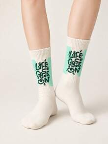 5 Pairs Women's Letter Graffiti Sports Sweat-Absorbing Couple Mid-Calf Socks - Multicolor - View 2