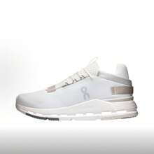 Pure White / Light Sand Brown