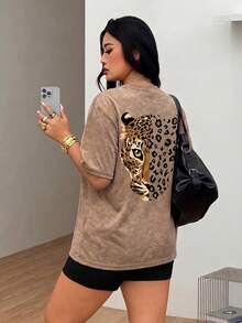 Fashion Women's Round Neck Short Sleeve T-Shirt, Eye-Catching Leopard Print, Comfortable Polyester Fabric - Brown - View 4