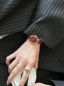 1件橢圓形女款石英手錶，熱門精緻復古經典商務風，適合日常配戴、送禮與聚會 - 紅色 - 查看 7
