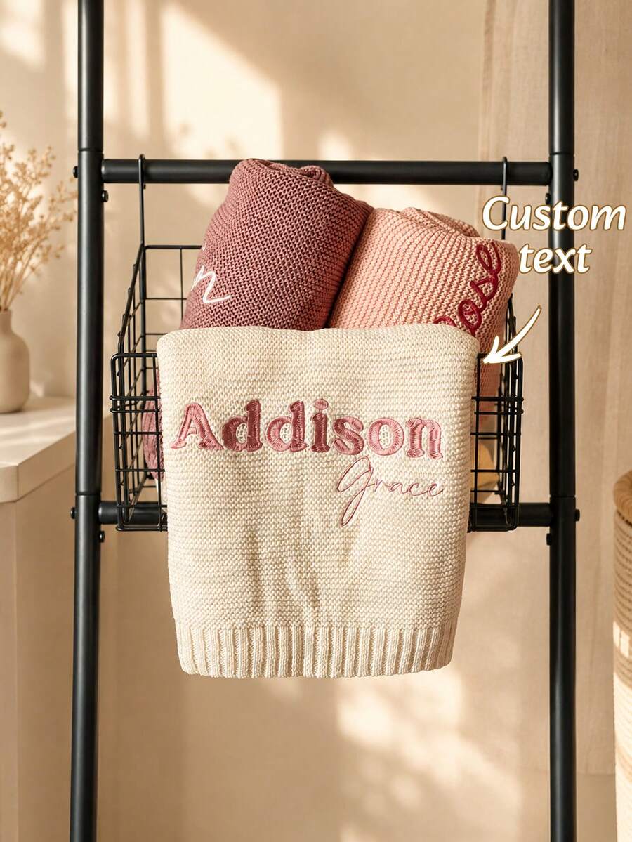 1pc Wrinkled Fabric Customized Embroidered Throw Blanket, Scalloped Hem, Customizable Stitching Decoration, 6 Colors Available, Multi-Purpose Indoor Lounge Blanket, Thoughtful Holiday Gift For All Adult Family Members