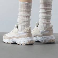 Skechers Sepatu Sneakers Kasual Wanita D'LITES Classic Platform Peningkat Tinggi untuk Perjalanan Sehari-hari, Sepatu Panda, Sepatu Ayah - Putih pucat - View 6