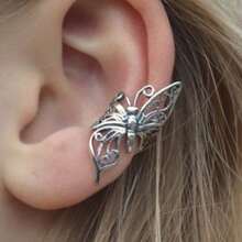 Minimalist Hollow Butterfly Ear Clips, No Piercing, Personalized Exquisite Wedding Atmosphere Women's Accessory - Silver - View 1