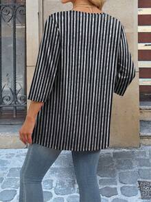 Plus Size Fashion Autumn Women's Black & White Striped Print V-Neck 3/4 Sleeve Knit T-Shirt, Medium Stretch - Black and White - View 4