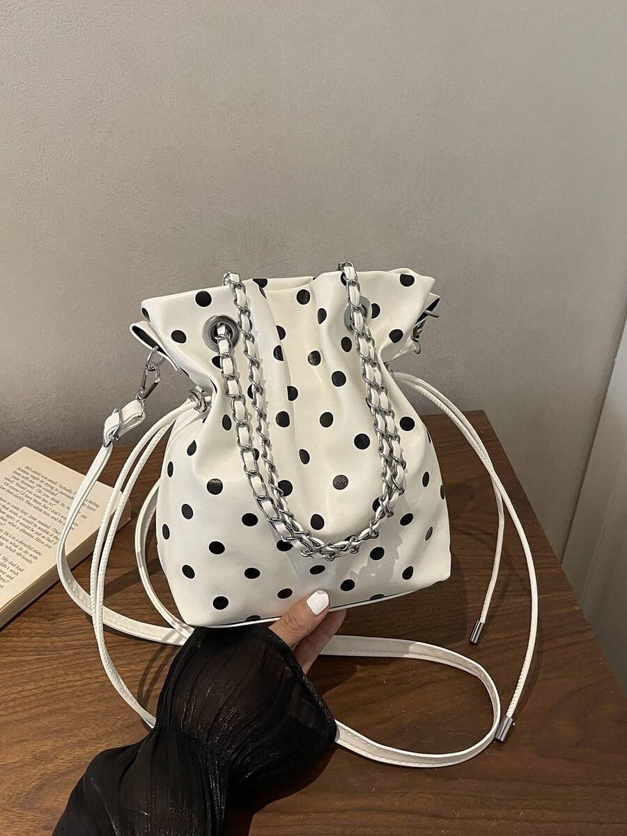 夏季新款波點抽繩水桶包，金屬鏈條手提包，時尚極簡通勤單肩托特包
