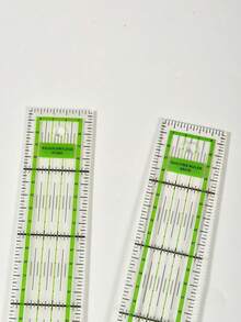 1pc 5x30cm Acrylic Sewing Ruler, Transparent Sewing Ruler With Green & Black Markings, 45 Degree Angle Line For Fabric Cutting, DIY Handmade Sewing Patchwork Measuring Tool - Rectangular Sewing Ruler - View 3