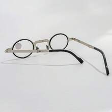 1pc Unisex Fashion Foldable Lightweight Reading Glasses, Comfortable Non-Slip Design With Lightweight Ergonomic Design, Suitable For Reading, Driving, Fishing And Daily Wear - Black - View 5