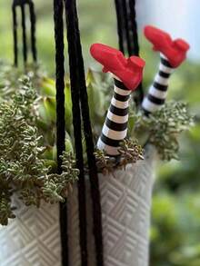 1pc 3D Printed Gothic Fence Design Witch Leg Planter Decoration, Suitable For Holiday And Outdoor Garden Decor - Standard Model - View 1