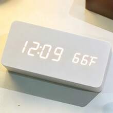 極簡木質 LED 數位鬧鐘，USB 供電床頭桌鐘，顯示時間、日期、溫度，亮度可調，靜音無滴答聲，適用於臥室、辦公室、居家裝飾，送給家人與朋友的完美禮物 - 白色1件 - 查看 9
