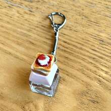 New Creative Strawberry Bread Toast Stress Relief Toy Single Key Keyboard Gadget Small Cake Sticker, Birthday Gift, Holiday Party Favor, Back To School Gift - Multicolor - View 5