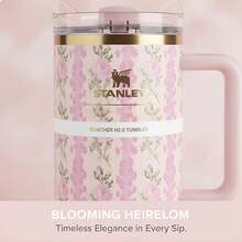 Stanley X LoveShackFancy 40 Oz Blooming Heirloom Quencher Tumbler With Handle & Straw – Stainless Steel Insulated Travel Cup - 粉色 - 查看 5