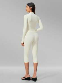 MFVIM Women's Versatile Yoga Set, Soft Skin-Friendly Fitted Jacket + Butt-Lifting Slimming Capris Leggings Riding Pants - Creamy White - View 9